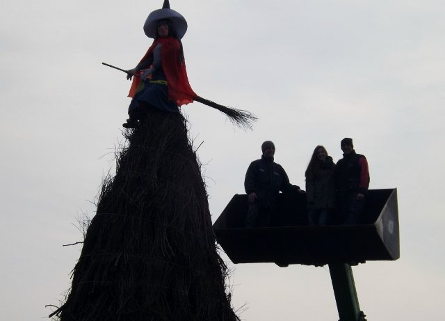 dscf0190 640x461